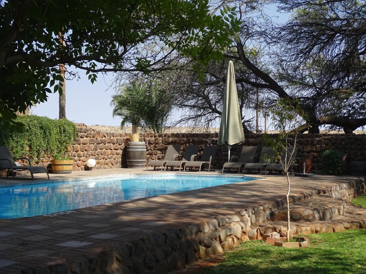 Kalahari Farmhouse Campsite Stampriet ภายนอก รูปภาพ